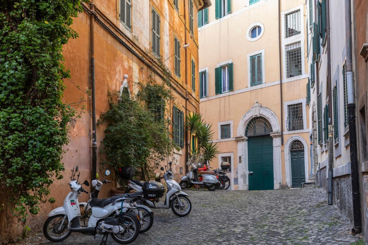 Deza Cozy Place In Monti Rome Exterior photo